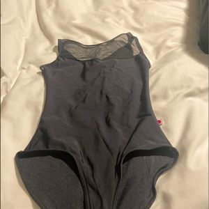 XS Megan Leotard from yumiko in black!